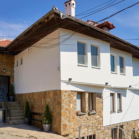 Adel Apartments Велико-Тирново Екстер'єр фото