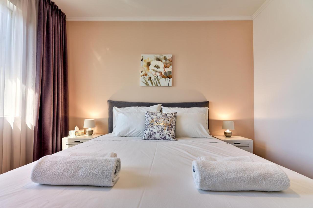 Adel Apartments Велико-Тирново Екстер'єр фото