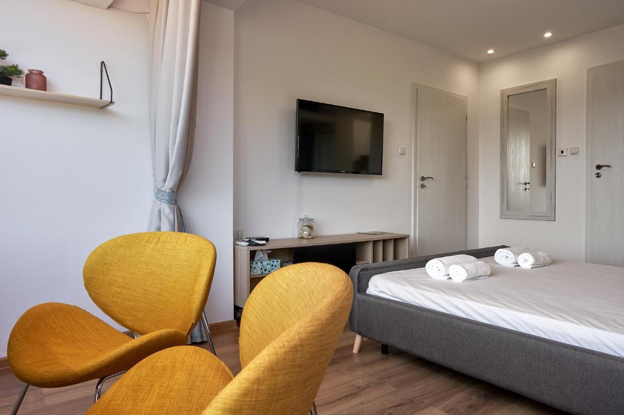 Adel Apartments Велико-Тирново Екстер'єр фото