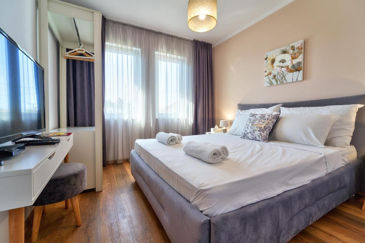 Adel Apartments Велико-Тирново Екстер'єр фото