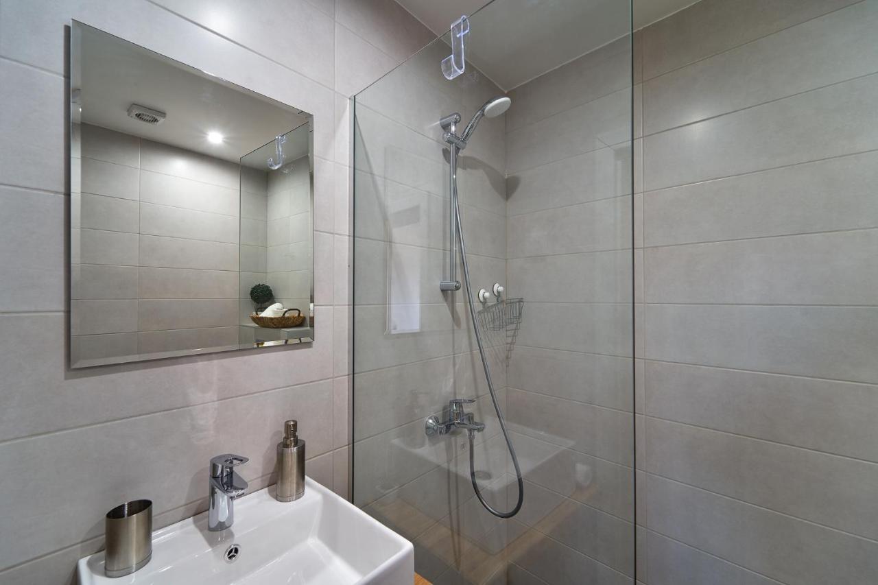 Adel Apartments Велико-Тирново Екстер'єр фото